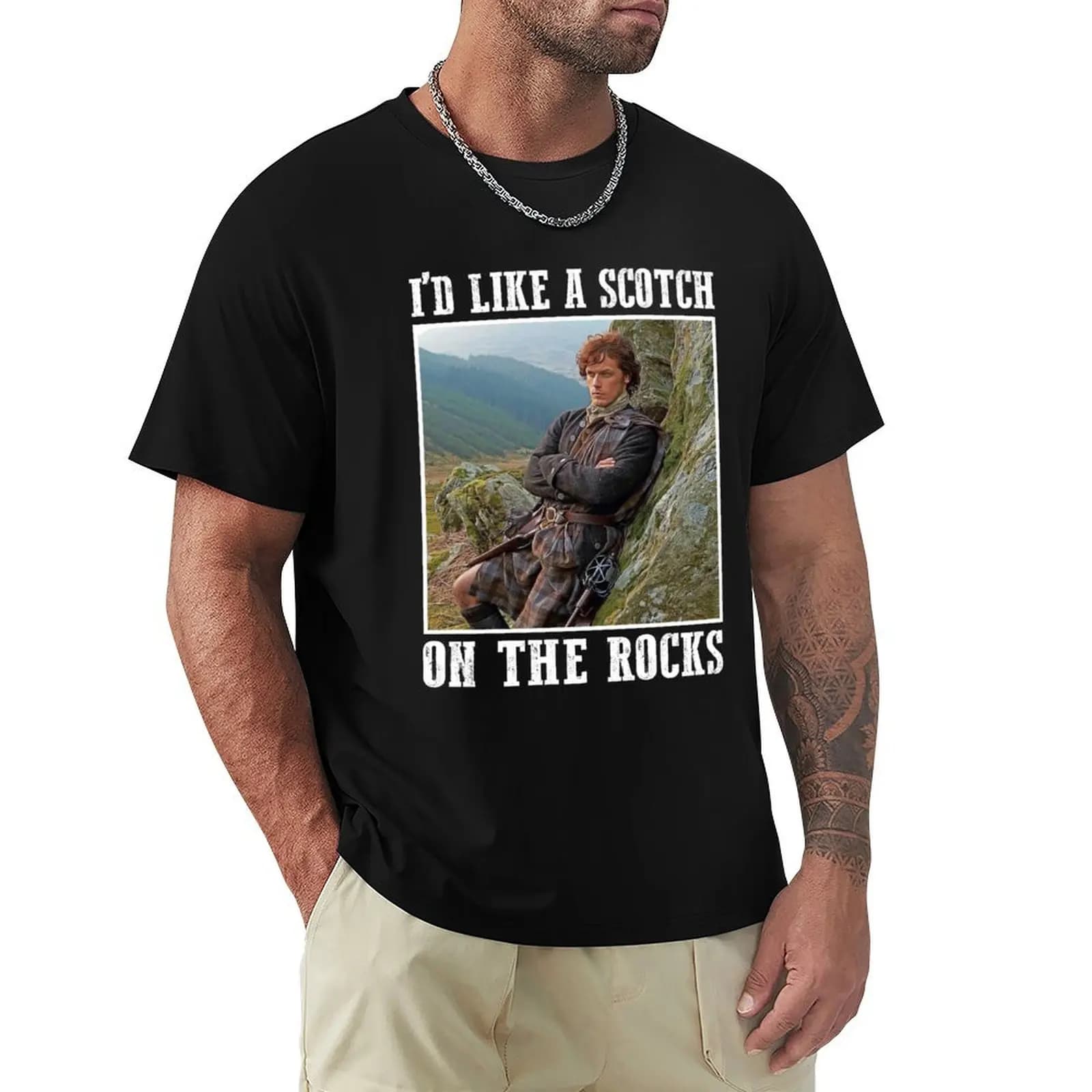 T-shirt I'd Like a Scotch on the Rocks Outlander, maglietta leggera a maniche corte basic