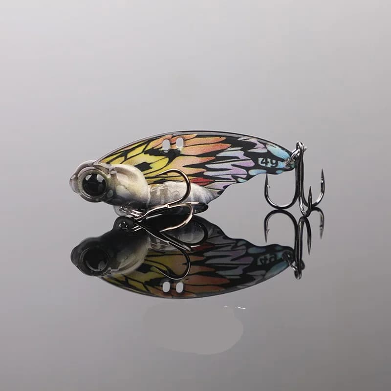 DUODUOYU 1PCS Vibrazione Cucchiaio Esca Bass Richiamo di Pesca 8g/4.3 centimetri 15g/5.5 centimetri farfalla di Metallo VIB esca esca artificiale attrezzatura da pesca