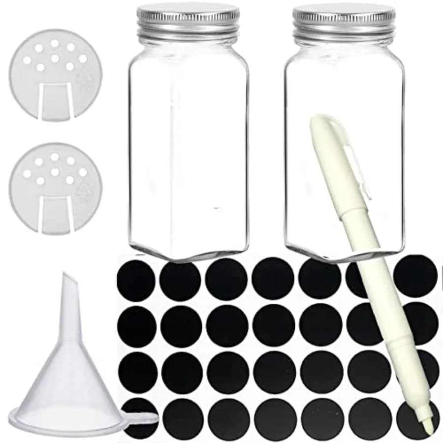 Set di 2 Barattoli in Vetro per Spezie, con Etichette, Pennarello a Gesso, Imbuto, Coperchi Dosatori e Tappi Metallici Ermetici Inclusi, 120ml Vuoti