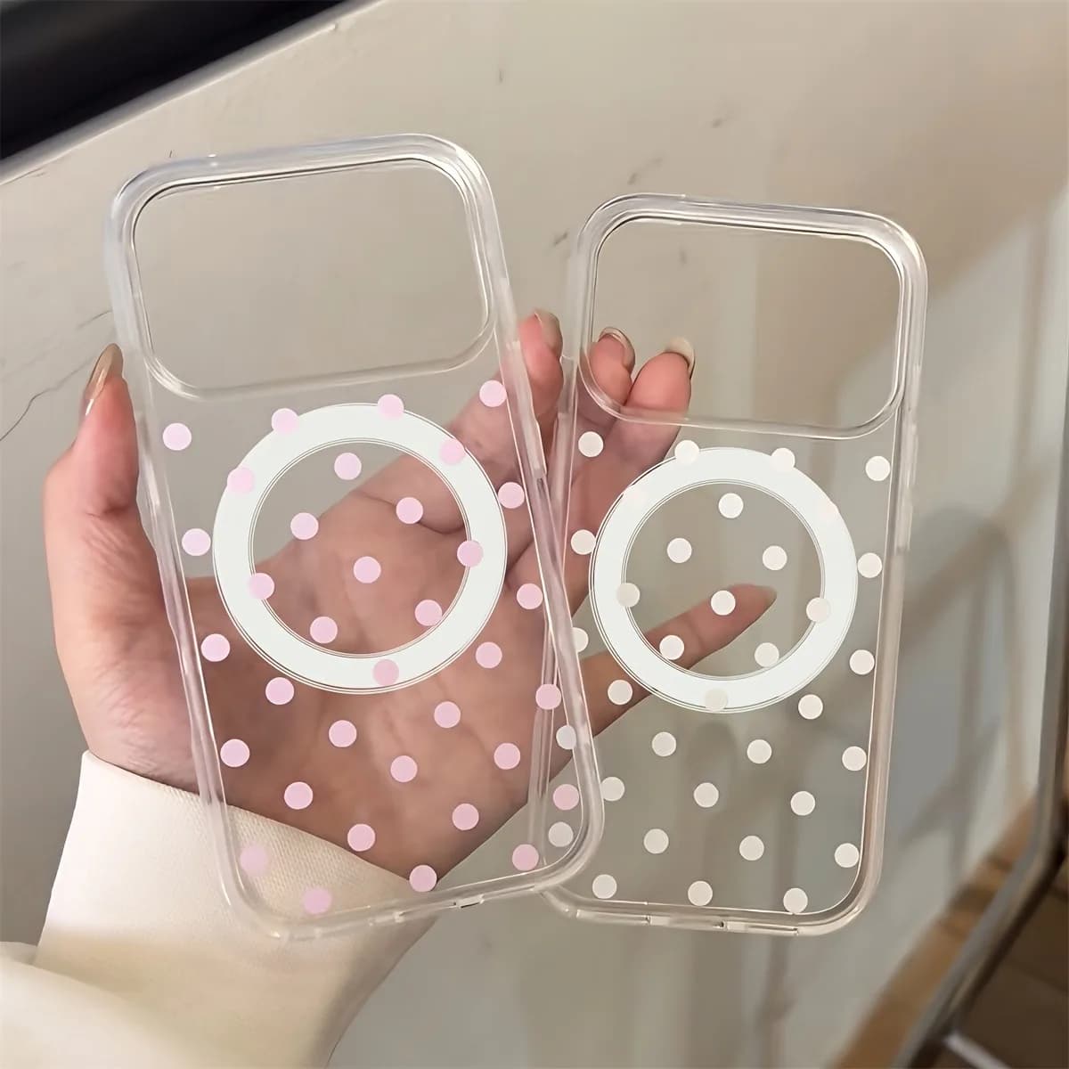 Custodia per cellulare: Lussuosa e graziosa custodia a pois color caramella, adatta per iPhone 17 Pro Max/17 Pro/17/16 Pro Max/16 Pro/16/15 Pro