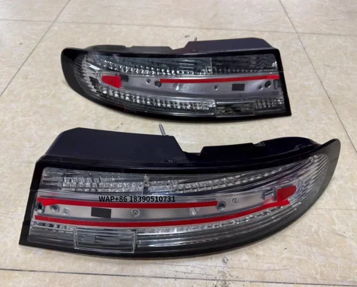 Luci posteriori a LED originali di fabbrica per modelli Aston Martin DB9 DBS DB11 V8 Vantage Aston-martin-vantage-body-kit Aston martin Dbx