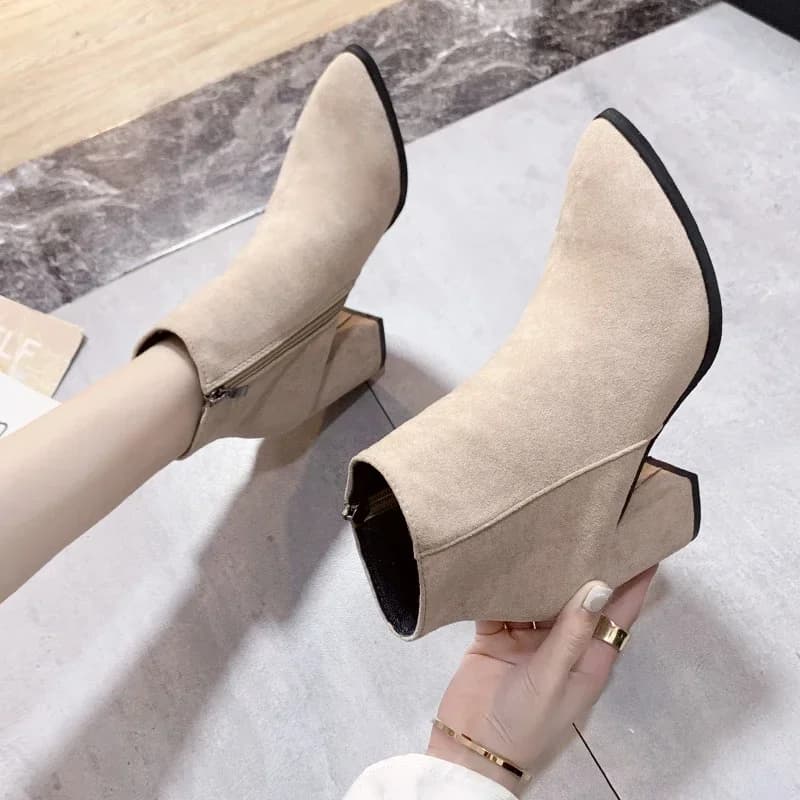 2024 moda stivaletti da donna punta a punta tacco spesso autunno e inverno nuova cerniera laterale sottile comodi stivali nudi da donna