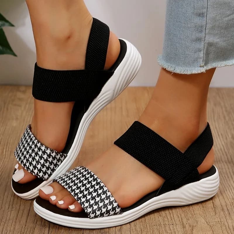 Sandali sportivi appartamenti scarpe estive da donna New Fashion Designer scarpe da spiaggia Casual da donna scarpe da corsa di tendenza Zapatos Mujer