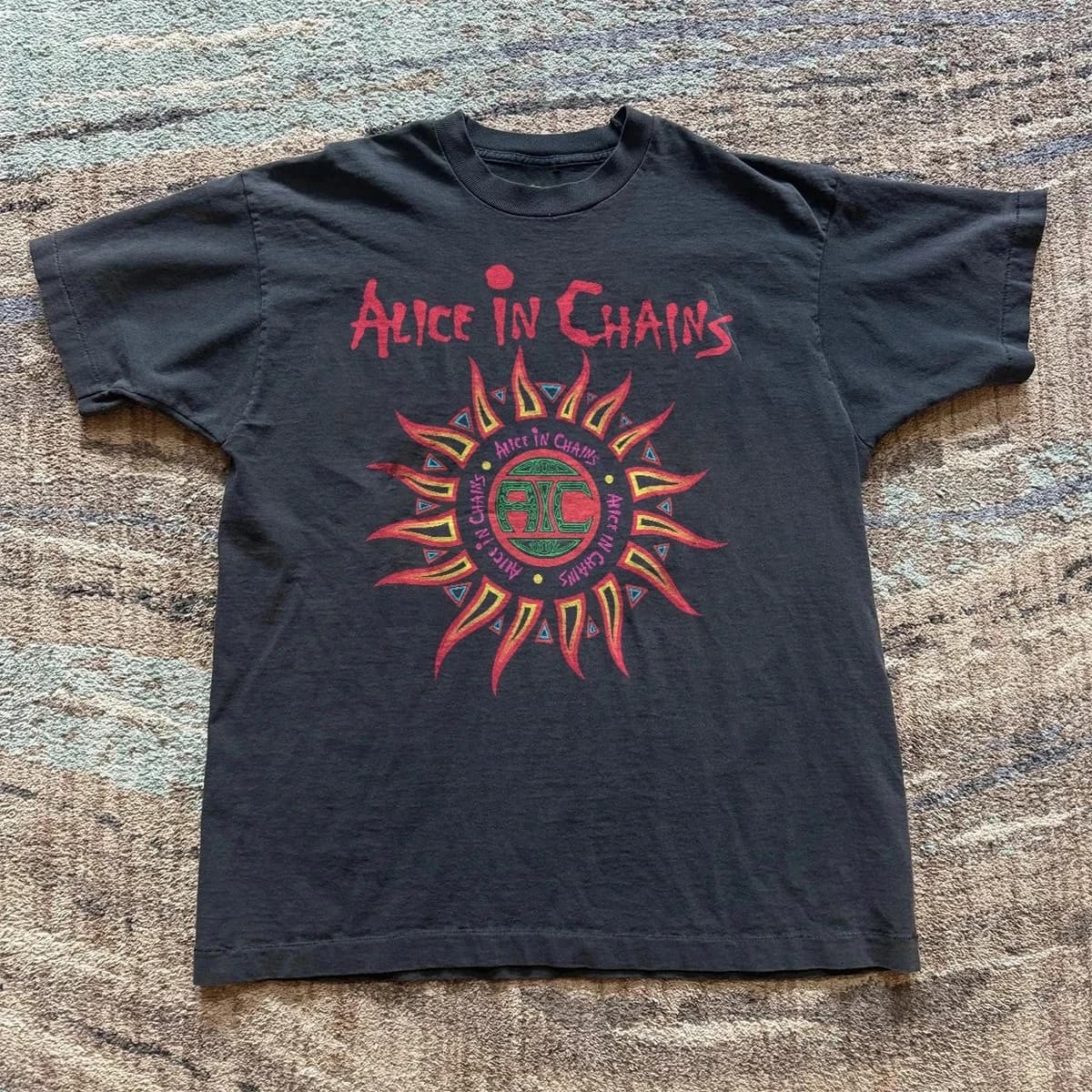 T-shirt estiva in puro cotone vintage Alice in Chains, casual, elegante, traspirante, adatta per l'uso quotidiano, maglietta da uomo e da donna
