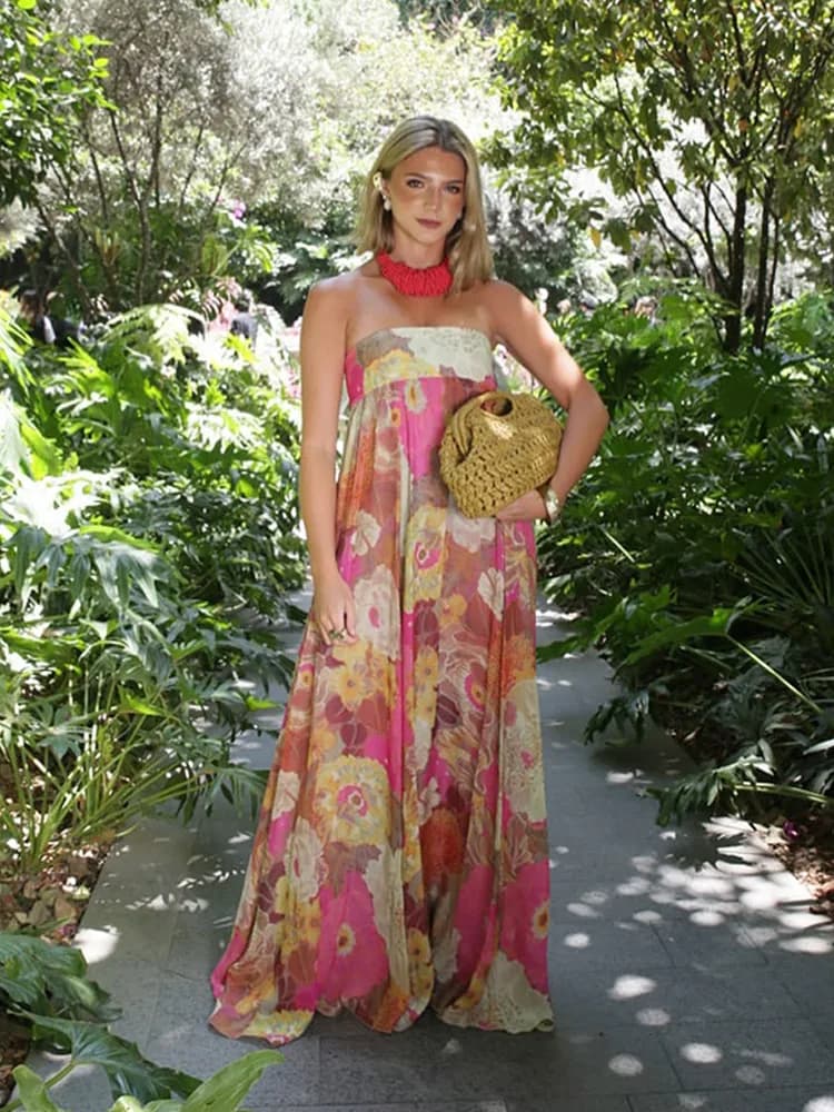 Chic Stampa floreale Abito lungo a pieghe Donna Sexy senza spalline Backless Allentato Abiti da festa 2025 Summer Lady High Street Robes Nuovo