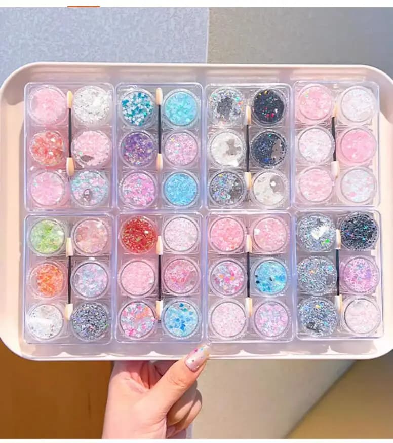 6 Boxes Sirena Paillettes Glitter Face Gel Glitter Body Glitter Powder Laser Mixed Sequin Eyes Makeup Decorations for Girls