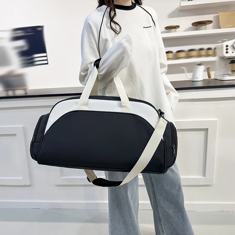 Borsa a tracolla a tracolla sportiva da palestra Separazione asciutta e bagnata Communting Fine settimana Viaggio a breve distanza Borsa da viaggio con scomparto per scarpe