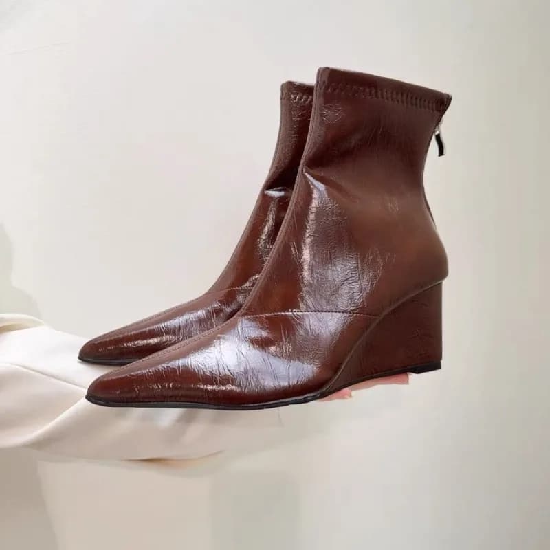 Boots with wedge Fashion Tip Tip Back Hinge Soft Soles wear-resistant single slip boots
