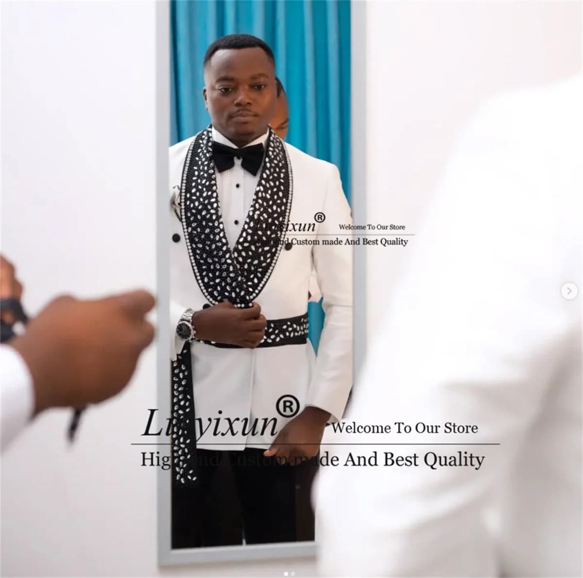 Stuning Bead Crystal Tuxedos Abiti da uomo con cintura Sposo personalizzato Matrimonio maschile Party Blazer Jacquard 2 pezzi Set Ropa Hombre
