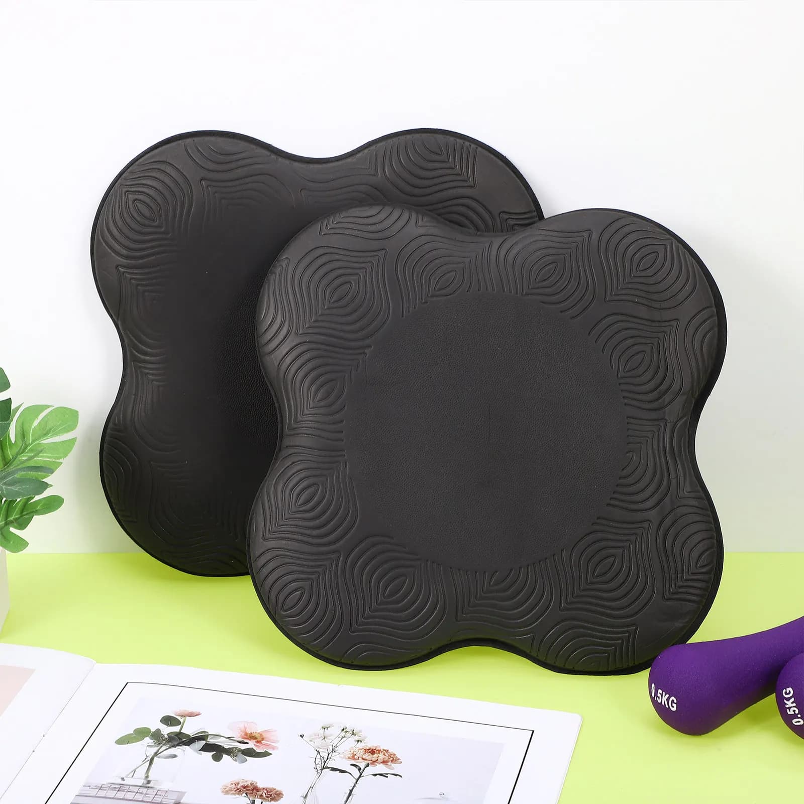 2 Pieces Yoga Knee Pads in EVA Anti-slip, Yoga and Pilates Mat, Elbow Protection, Knee, wrists, hands, for Office, Home, Car