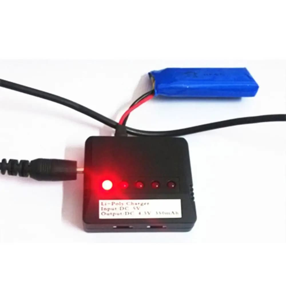 Mini 4 porte 5 porte 6 porte Batteria Lipo 3 stili Caricatore USB nero/verde Parti di elicotteri RC UFO Quadcopter in plastica