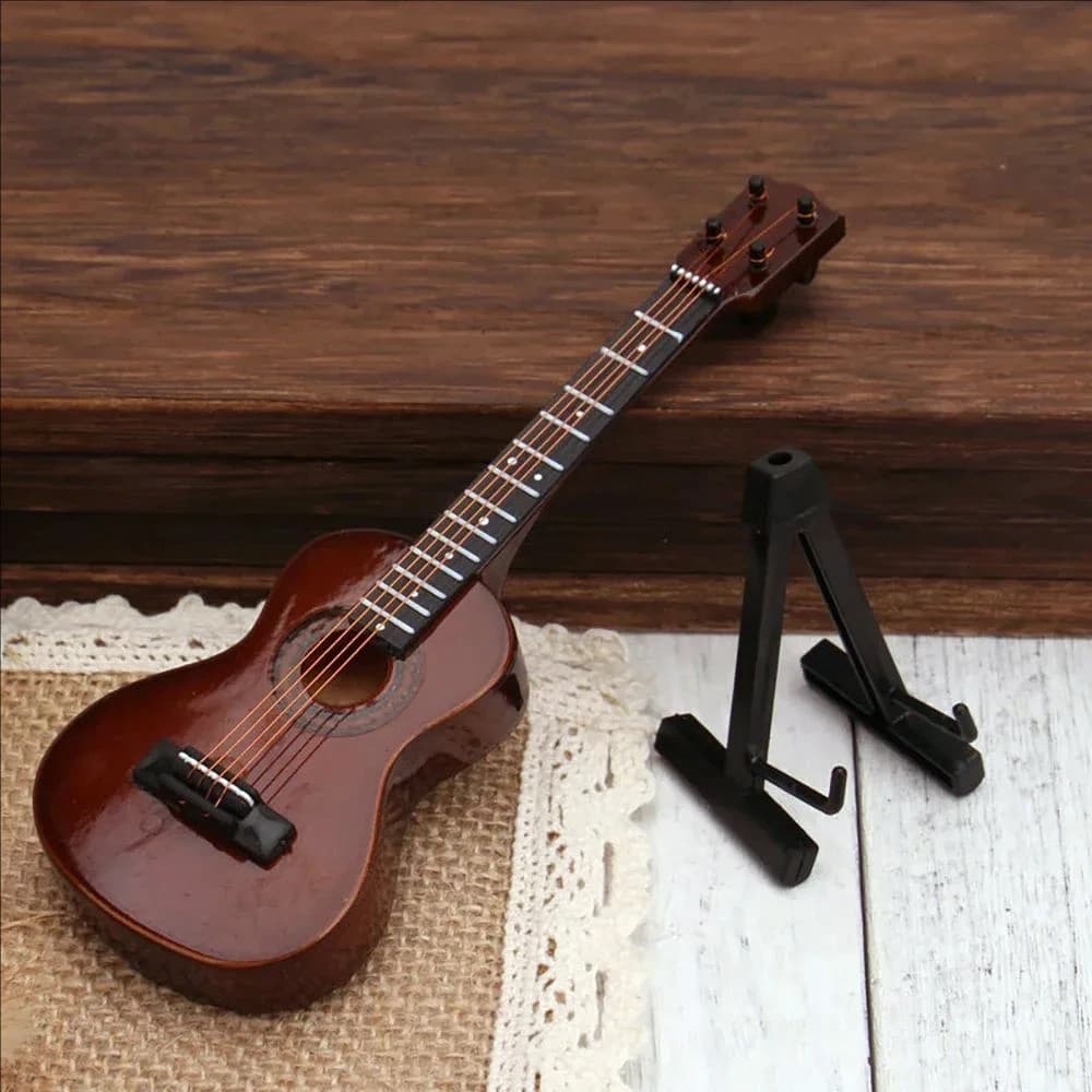 1 pz in legno in miniatura ukulele strumenti musicali modello per 1/12 casa delle bambole 1/6 1/10 figura decorazione ob11 bjd