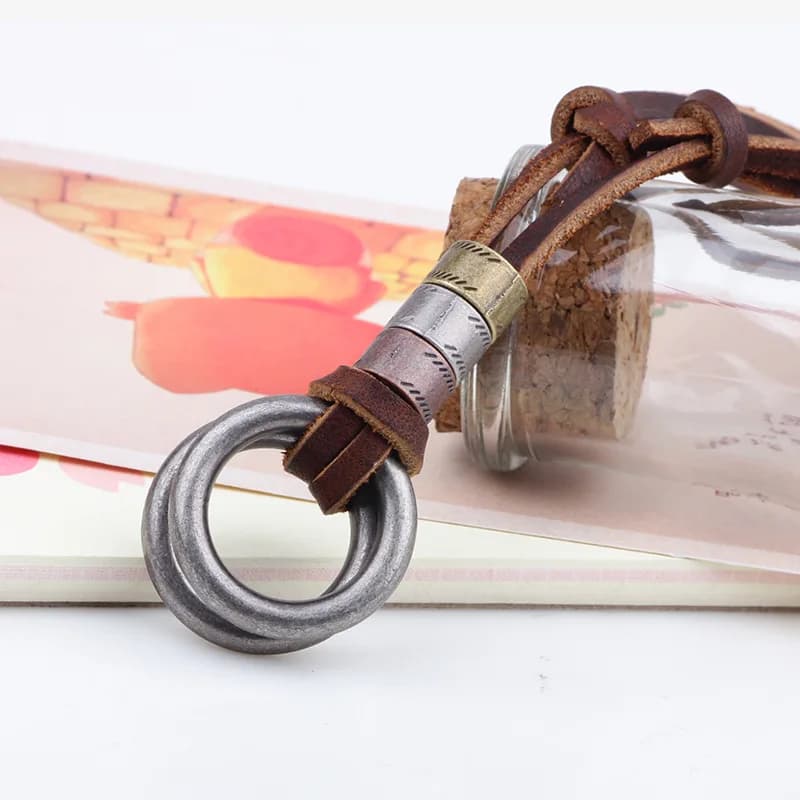 Collana da uomo regolabile in vera pelle stile Boho Vintage con ciondolo a doppio cerchio, gioiello artigianale lungo, idea regalo