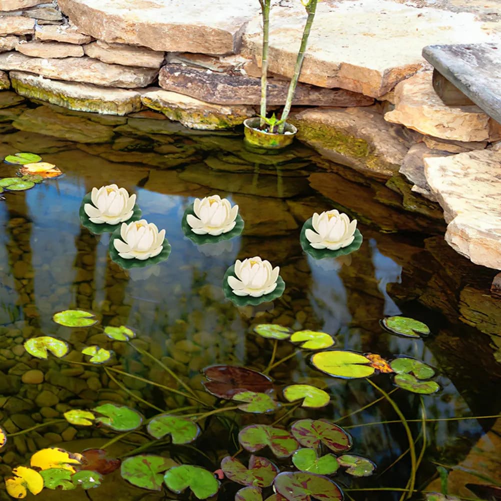 4 Pezzi di Fiori di Loto Artificiali Galleggianti per Centrotavola, Piante Realistiche per Laghetto, Decorazione per Giardino, Fontana, Acquario e Paesaggio