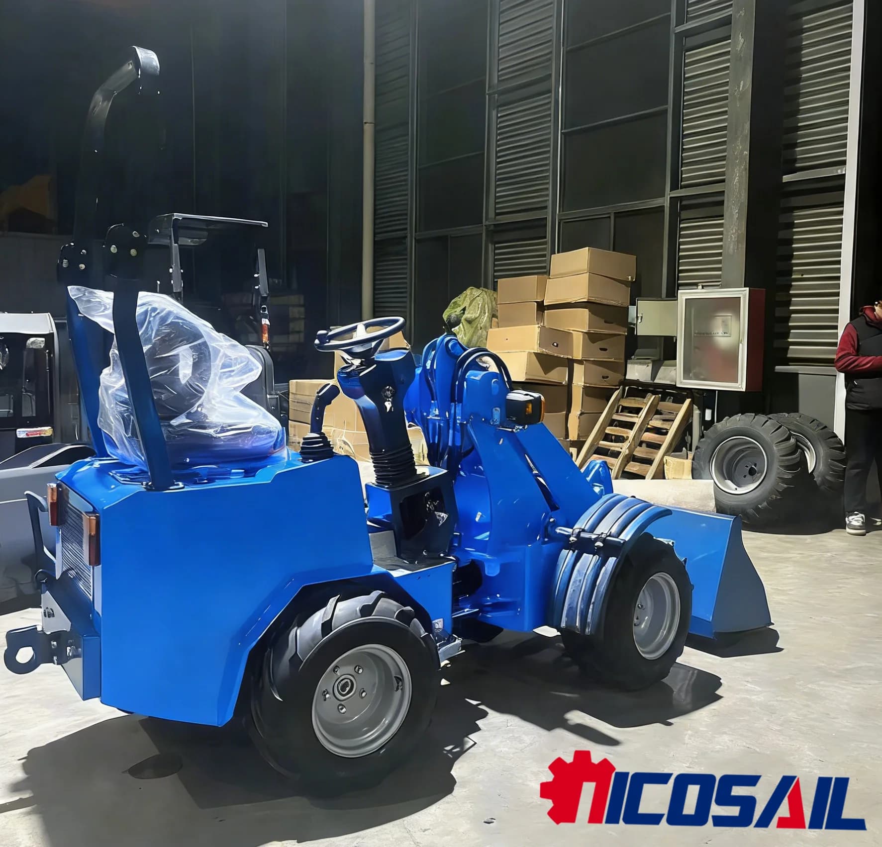 Caricatore Telescopico Compatto KZL918 per Pulizia Stalle e Trasporto Mangimi, Certificato CE, Disponibile