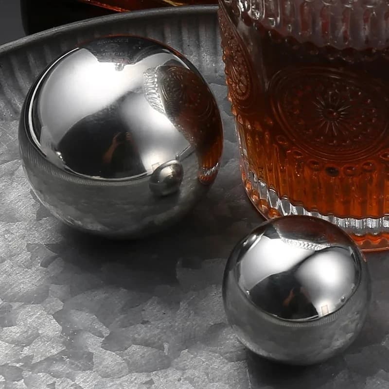 1PC Reusable Stainless Steel Ice Cubes Round Whiskey Stones Ball Shape Golf Ball Whiskey Stones Ball Metal Ice Ball Gift Set