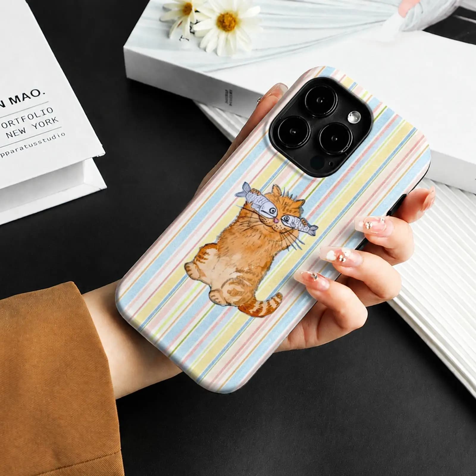 Cute Striped Pattern Phone Case For iPhone 17 16 15 14 13 12 11 Pro Max Air Dual-Layer Shockproof Protective Cover