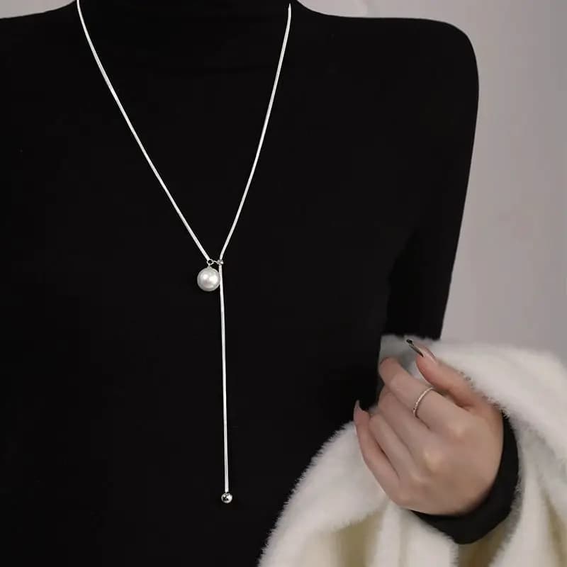 Collana minimalista con perle bianche per donna, regolabile, con catena a nappa, accessorio gioiello, regalo per ufficio, feste, donne