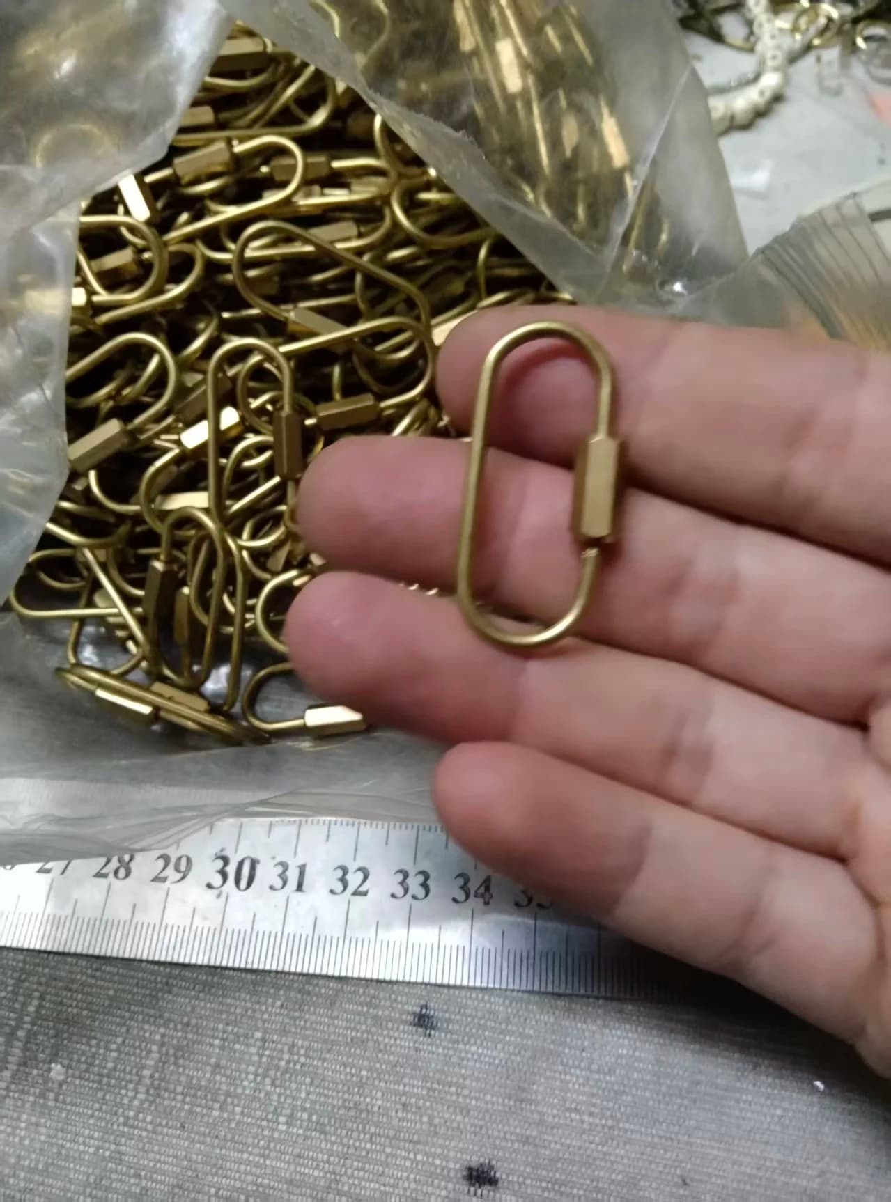 Custom Order for 30 pcs Solid Brass Oval Run Course Screw Lock Hook Carabiner Keyring Keychain