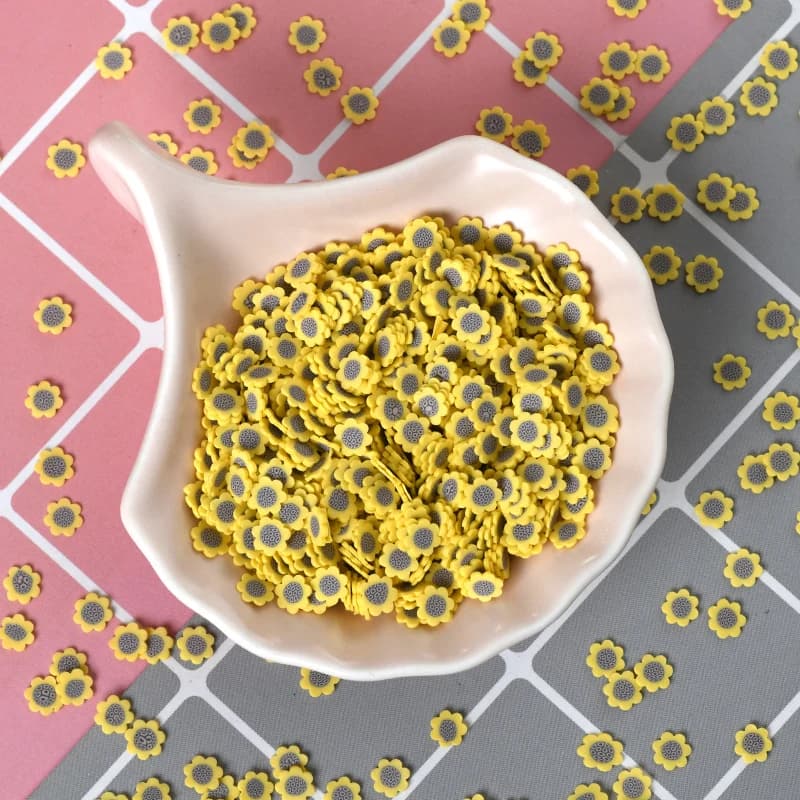 20 g/lotto fette di girasole giallo polimero argilla calda spruzza Scrapbooking decorazione di arte del chiodo accessori di riempimento di melma fai da te 5mm