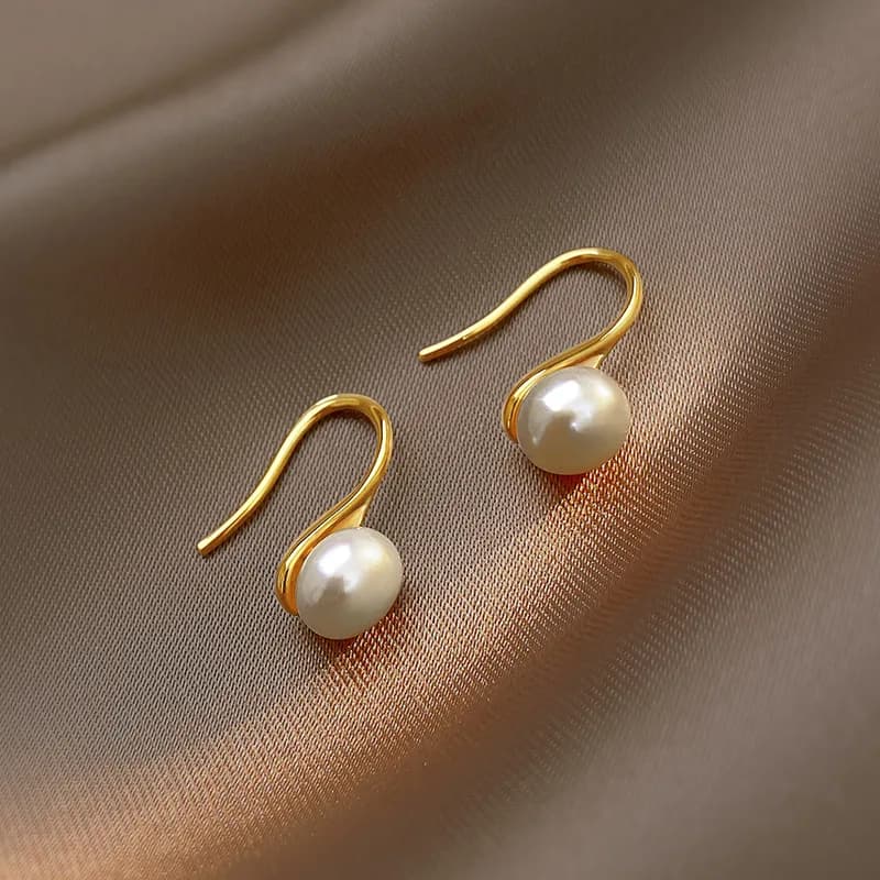 Vendita calda alla moda semplice perla d'acqua dolce naturale 14K oro riempito orecchini da donna gioielli non allergici per i regali delle donne