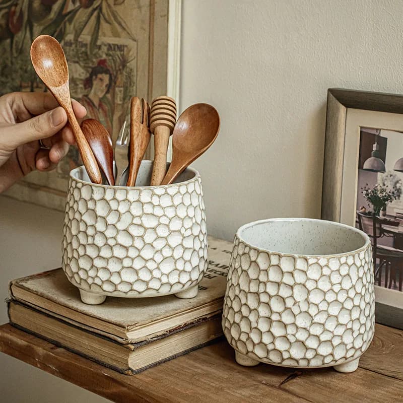 Vaso Decorativo in Ceramica a Forma di Pigna con Treppiede, Carino e Personalizzato, per Casa e Ufficio