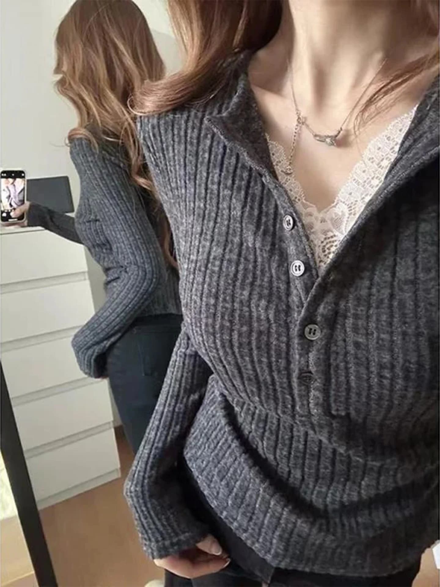 Knit sweater Korean style with V neck and grey lace inserts, Long sleeves, Two Piece Effect, Slim Fit Top Corto for Women, Autumn Winter