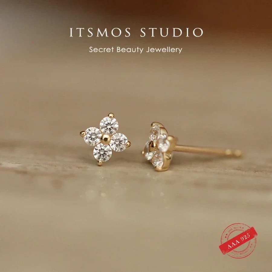ITSMOS Orecchini penetranti con zirconi a forma di fiore in argento sterling 925 placcati in oro 18 carati per le donne Squisiti gioielli per la festa nuziale