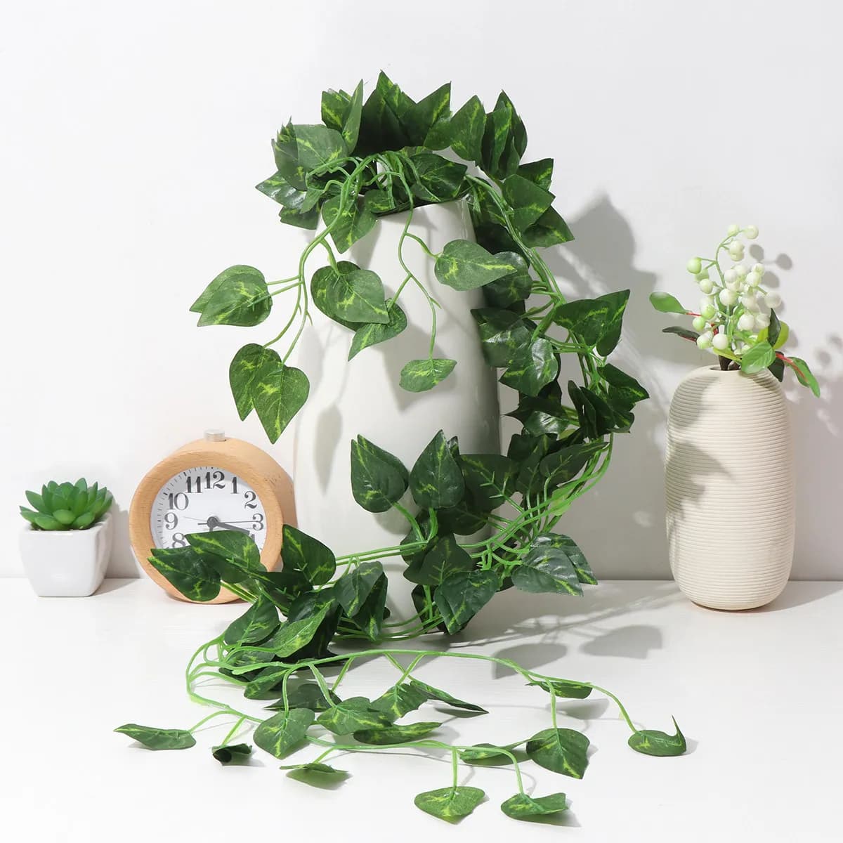 1Pcs Artificial Vine Fake Greenery Indoor Outdoor Decor Lifelike Scindapsus Leaves Privacy Backyard Plant Fake Scindapsus