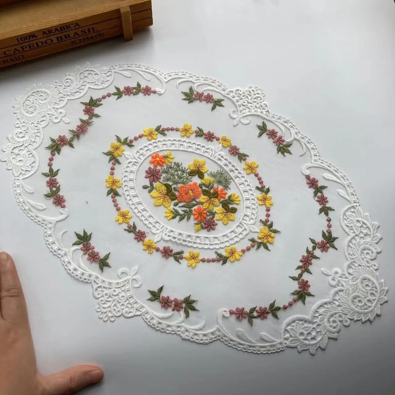 30*42 CM White Lace Flower Applique Ribbon Trim for Sofa Curtain Towel Bed Cover Trimmings Home Textiles DIY Polyester Mesh New