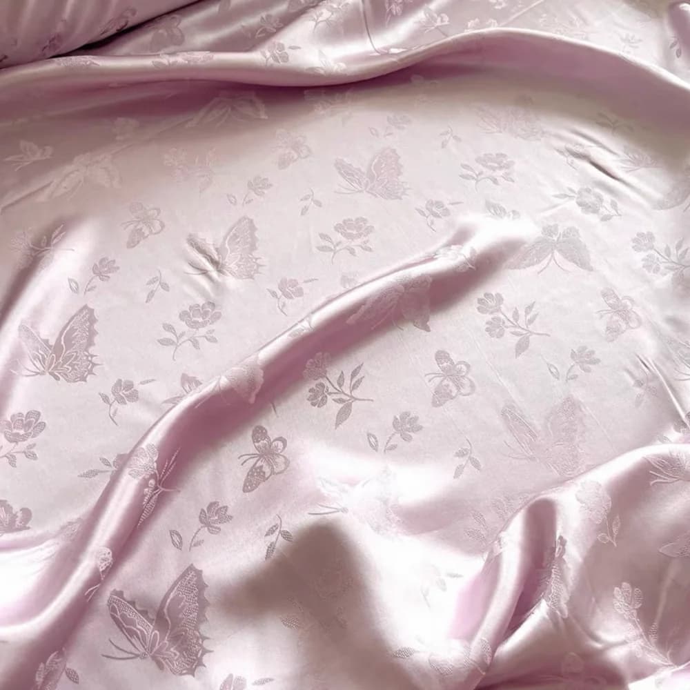 Butterfly Royal Design Elegant Style Smooth Comfortable Feeling Material Silk Jacquard Fabric for Women Nice Cloth Dress Pajama