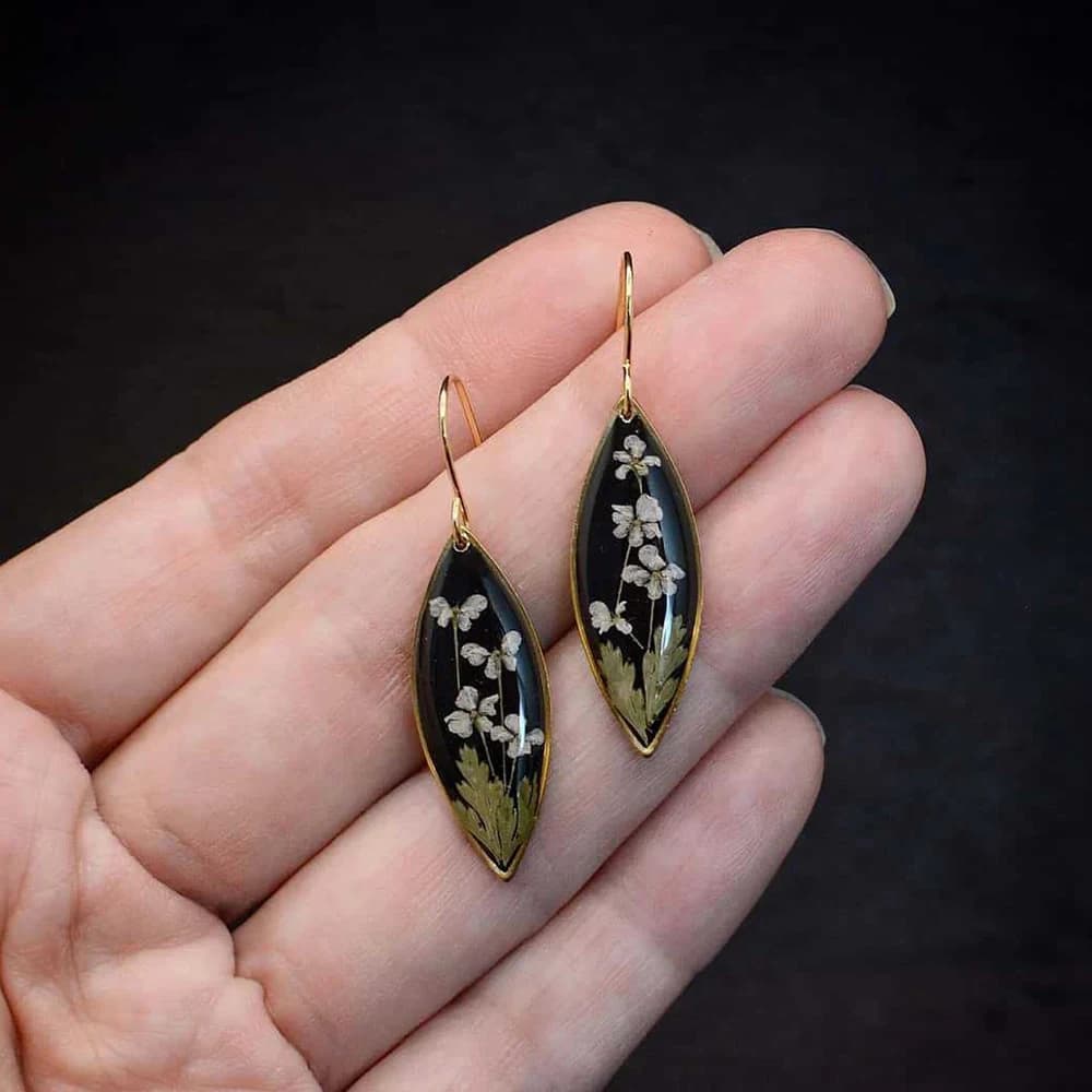 Vintage Resin Flower Earrings, Flower Earrings, Woodland Earrings, Bohemian Accessories