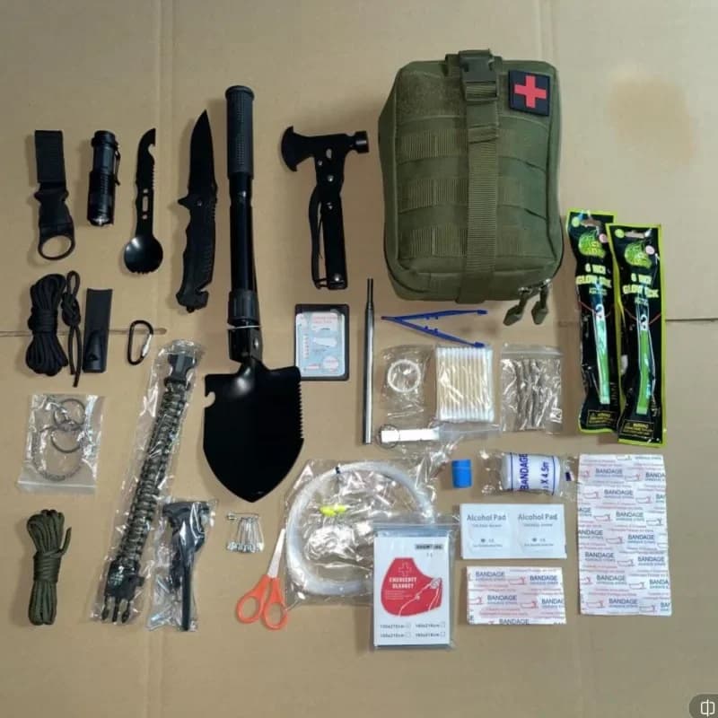 Perfect 34 Kinds of 124-piece Emergency First Aid Kit Survival Tool Combination Set Multi-function