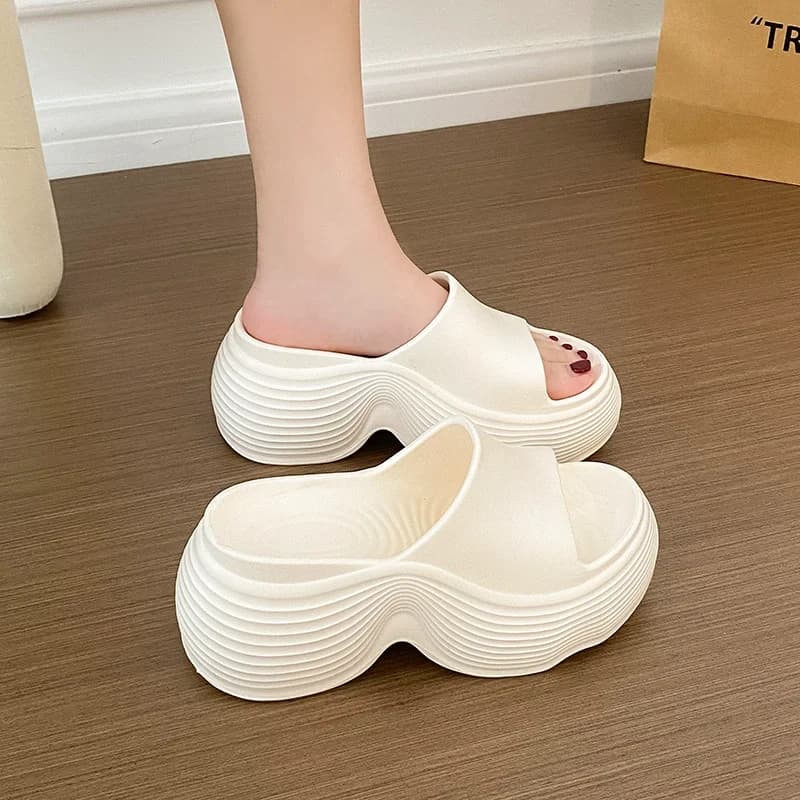 New Korean Style Summer slippers with EVA thick sole, Versatile and Fashion for Ladies, Ideal for Beach and Sea