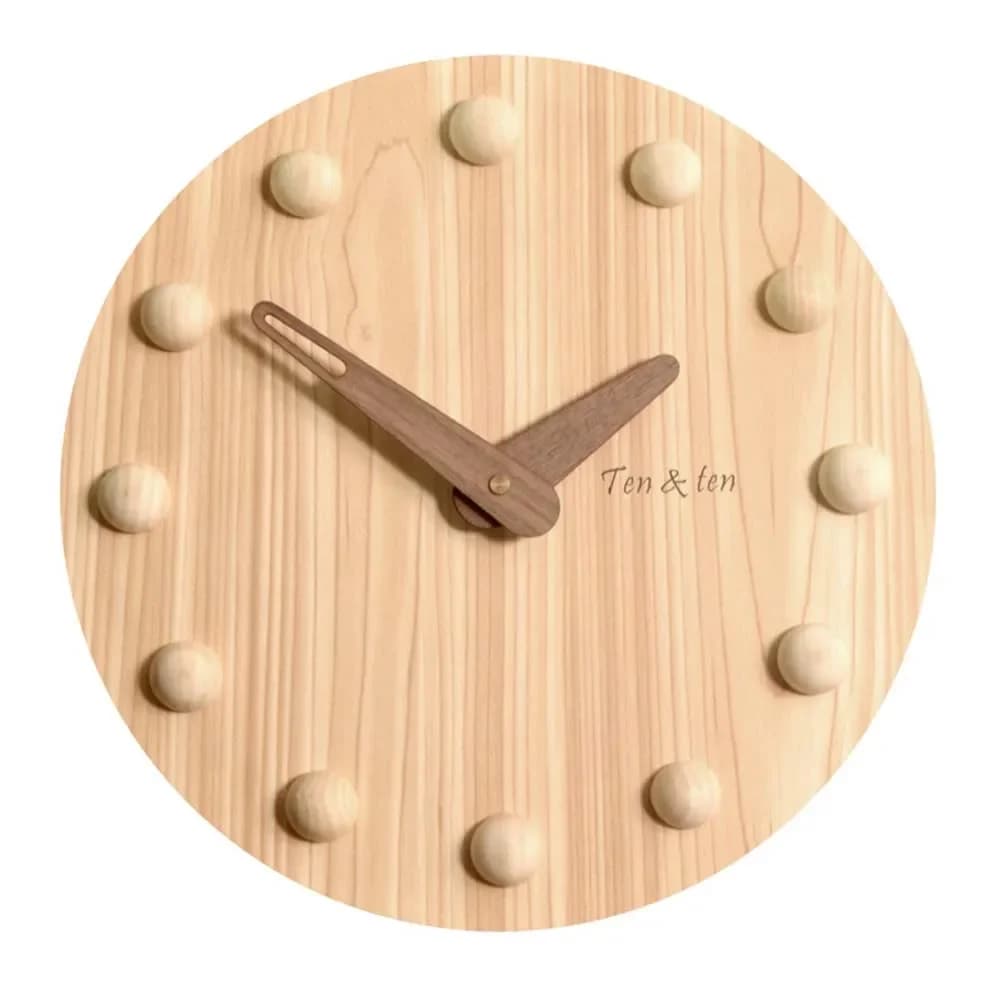 Wall clock for living room, quartz movement, wood, battery, easy to hang