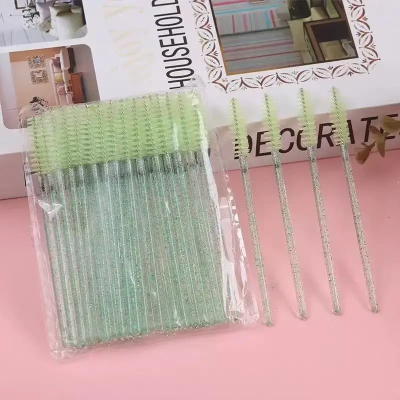 100 Pieces Disposable Brushes for Eyelashes and Eyebrows, Micro Eyelash combs, Makeup Kits, Eyelash Extension Brushes, Mascara Applicator