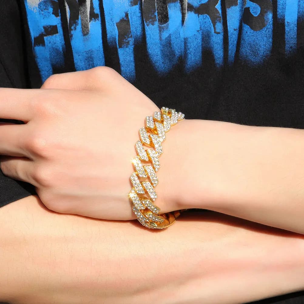 1Pcs Men's Cuban Bracelet Unique Key and Lock Closure Elegant Simple Design Unfading Alloy Hand Ornament for Daily Life Costume