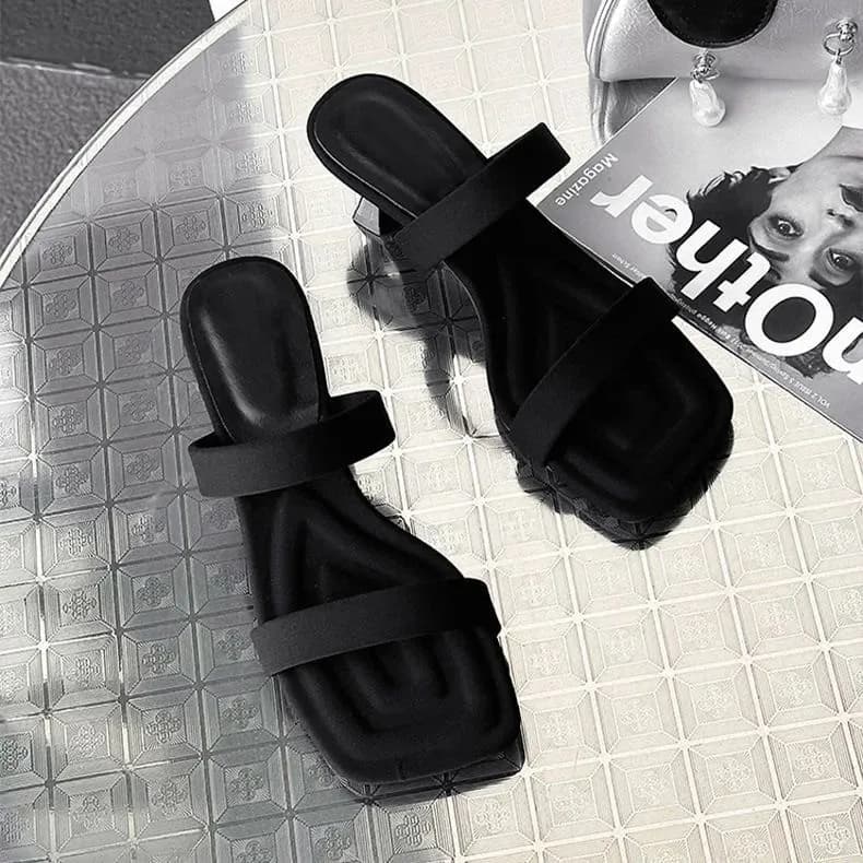 Women's sandals with square tip and double strap, low-coated metallic gold heel, elegant summer slippers for office and appointments