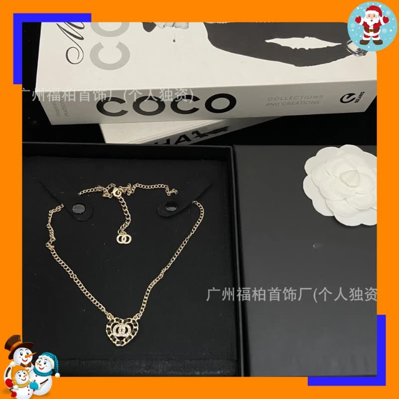 Small New Real Shot Love Wearing Leather Necklace Double Diamond Lambskin Necklace Versatile Necklace