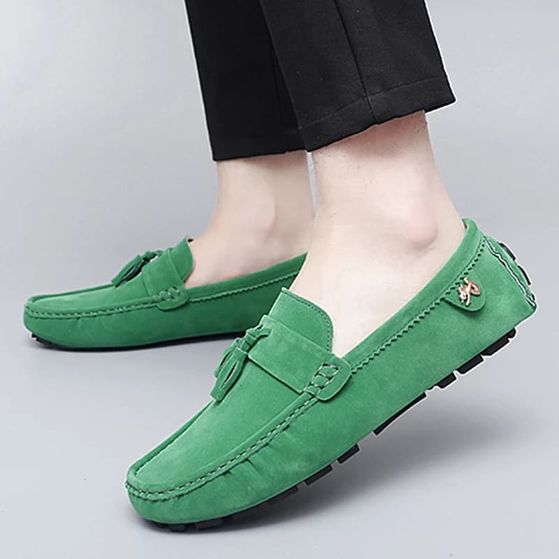 ELUVA Mocassini da uomo Traspiranti Slip on Scarpe da passeggio Comodi mocassini da guida antiscivolo per uomo Scarpe casual leggere 2025