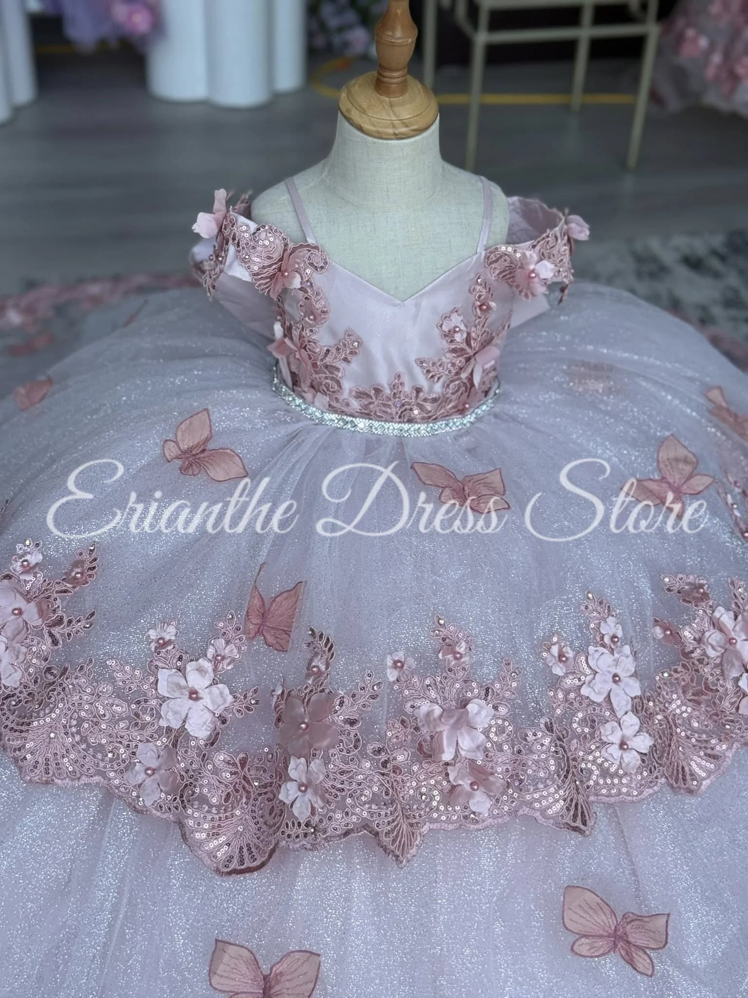 Elegante Abito da Damigella Personalizzato in Tulle con Applicazioni Floreali per Matrimoni, Feste di Compleanno e Prima Comunione