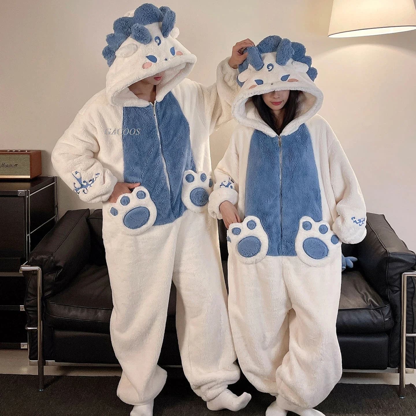 2025 Inverno Nuova Coppia di Un Pezzo Accappatoio Lungo In Pile Addensato Soffice Cartone Animato Con Cappuccio Divertente Homewear Uomini e Donne