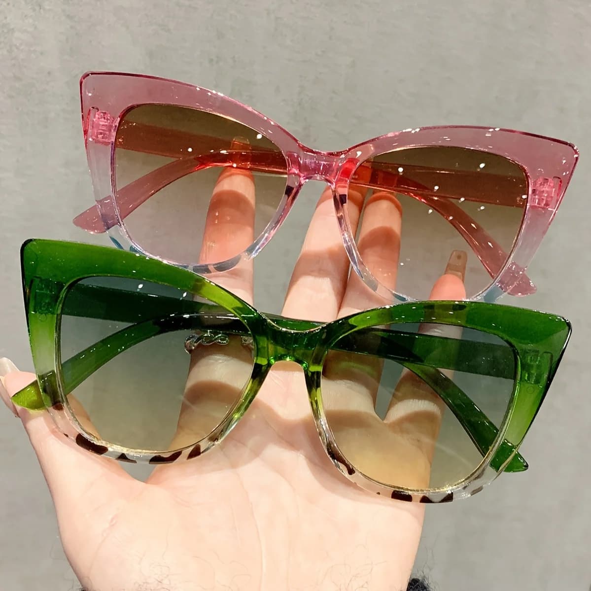 1 Pair of ShowCute Cat Eye Glasses - Luxurious, Fashionable Y2K Style, Anti-Reflective Lenses, Plastic Frame with Sparkling Accents, Ideal for and Everyday Wear, Everyday Fashion Glasses | Sparkling Accent Glasses | Plastic Frame Glasses