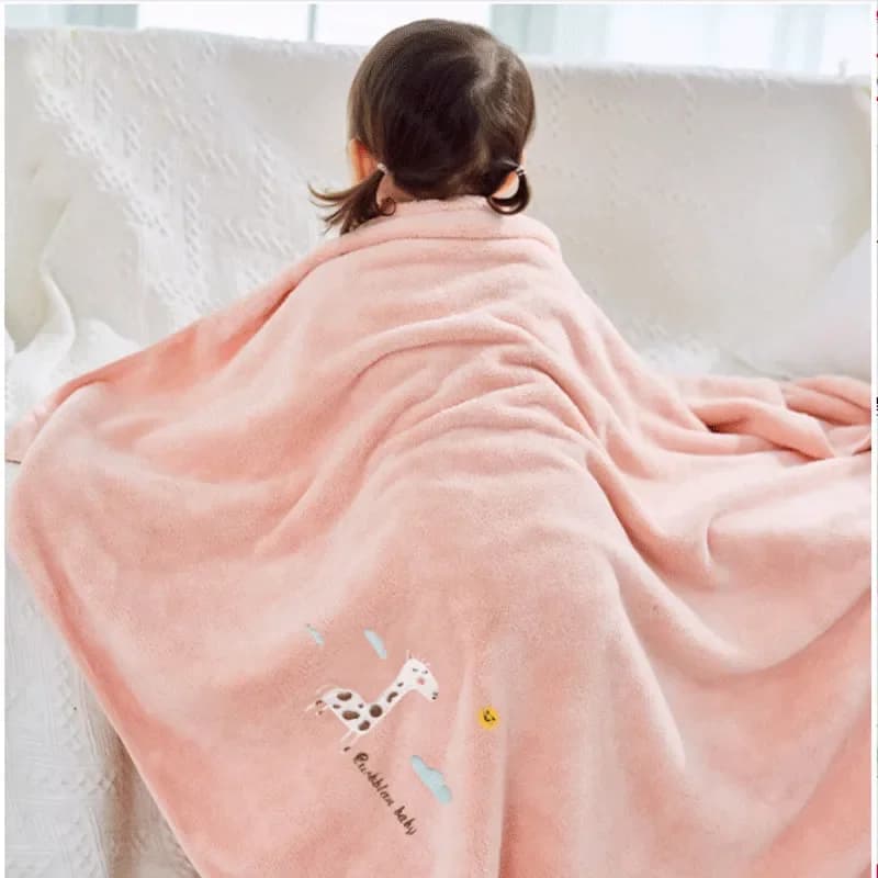 New soft towel for delicate children on super soft absorbent skin towel four seasons blanket multipurpose for newborn
