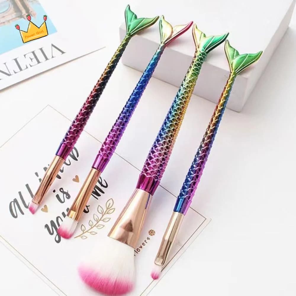 Set di 4 Pennelli per Trucco: Pennello per Cipria, Pennello Sopracciglia Effetto Sirena, Pennello Ombretto in Fibra Morbida, Pennello Blush - Strumento di Bellezza