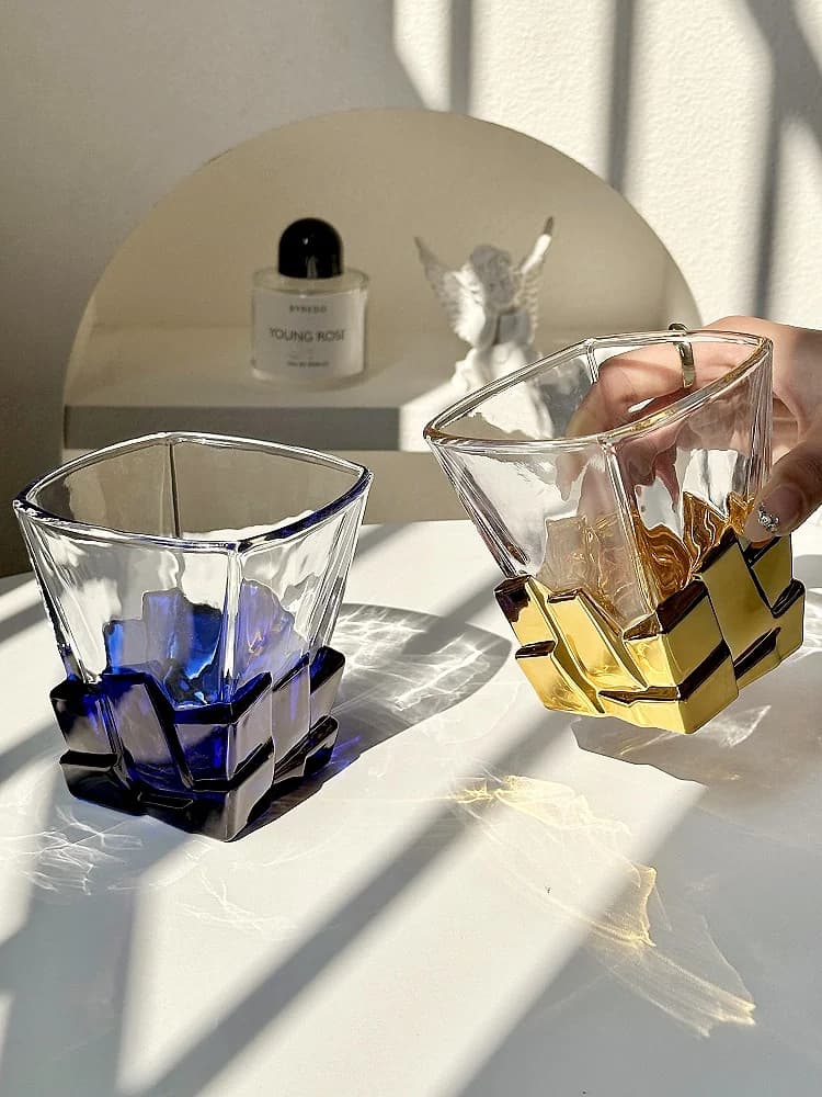 Spazio colorato tazza d'oro senso artistico bicchiere da vino tazza creativa di lusso leggero tazza di acqua di fascia alta tazza di whisky tazza di succo di bevanda