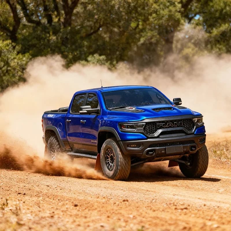 KM Thunder Dodge Tyrannosaurus RAM 1500 Simulazione 1/8 Telecomando Elettrico 4WD Veicolo da arrampicata Pickup Fuoristrada