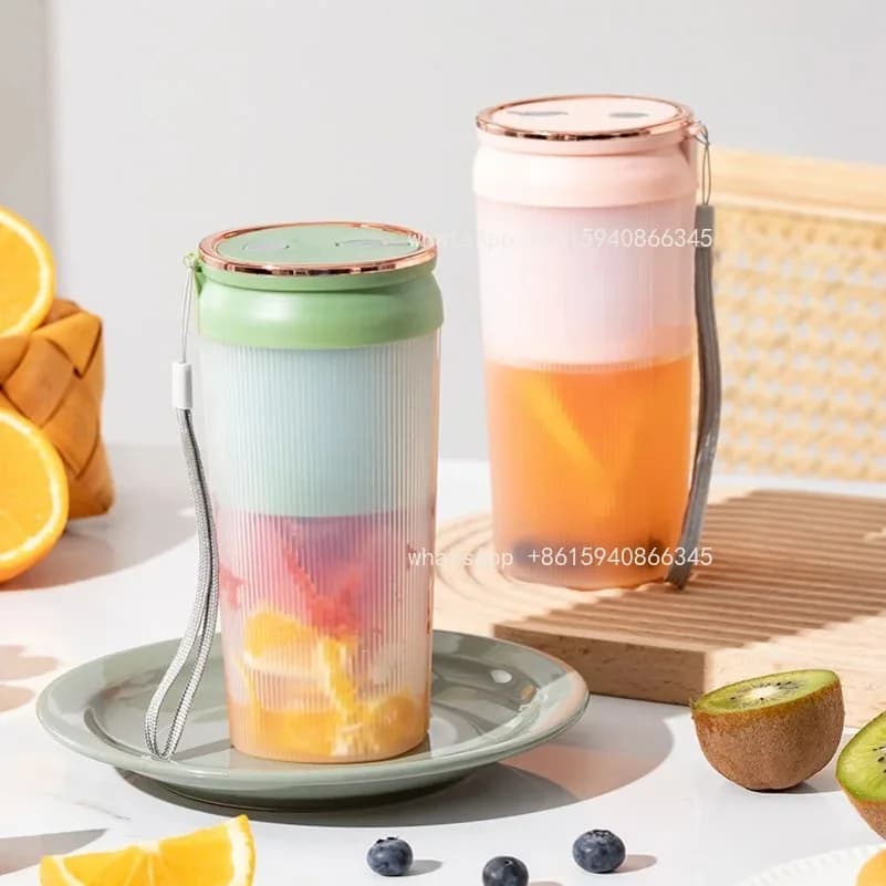 Frullatore Portatile per Frutta, Mini Spremiagrumi Wireless USB per Auto, Casa, Hotel e Campeggio