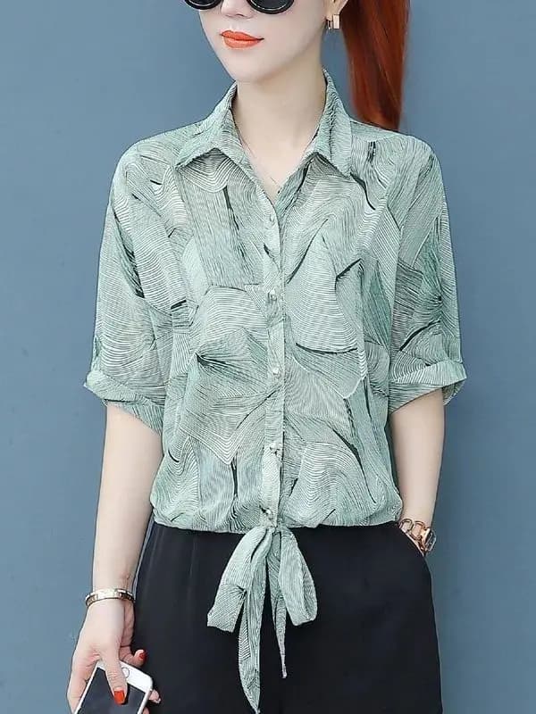 Lightweight Chiffon Blouse Women's Short Sleeve Loose Floral Print Knot Hemline Korean Style Casual Shirt Spring Summer