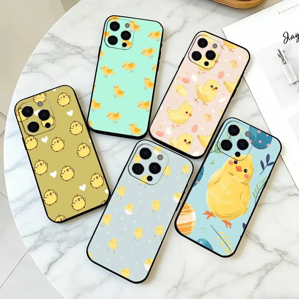 Custodia Morbida Nera per iPhone 17, 16, 15, 14, 13, 12, 11 Plus, Pro Max e Altri Modelli - Simpatico Pulcino di Pasqua